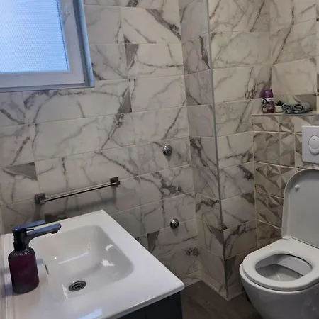 Oleander 2 In Appartamento *