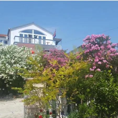 Appartement Oleander 2 In *